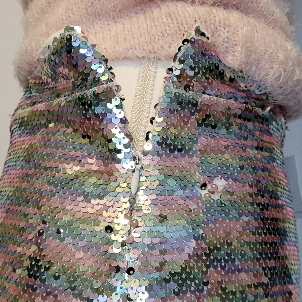 Urban Outfitters rainbow sequint Mini skirt. - Picture 10 of 10